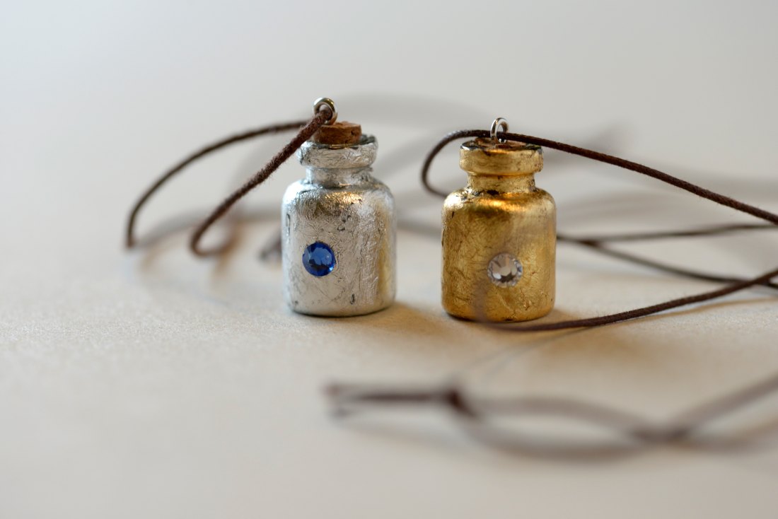 Abbildung 11 von Kindern gestaltete Behälter